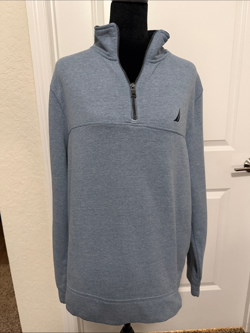 Nautica Men’s Light Blue Quarter-Zip Pullover